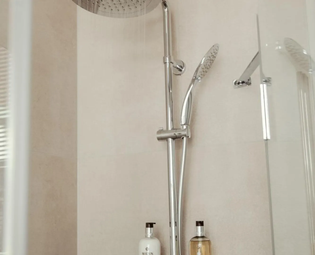 A Place Antwerp - Boutique Suites & Flats - Oude Koornmarkt 1 Affittacamere